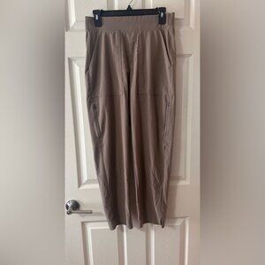 Athleta Brooklyn ankle pant